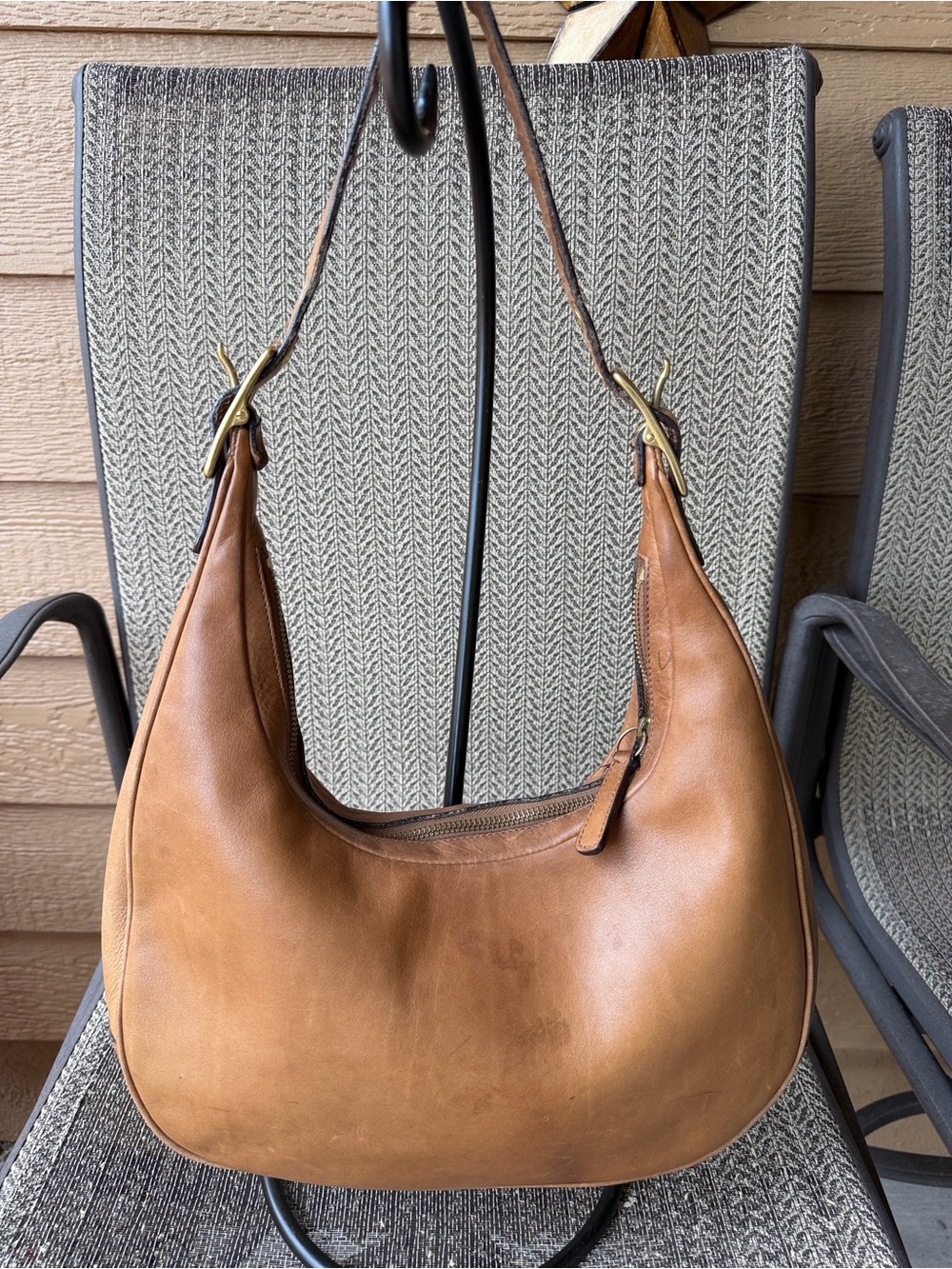 COACH Tan Leather Hobo Bag - Timeless Everyday Shoulder Bag